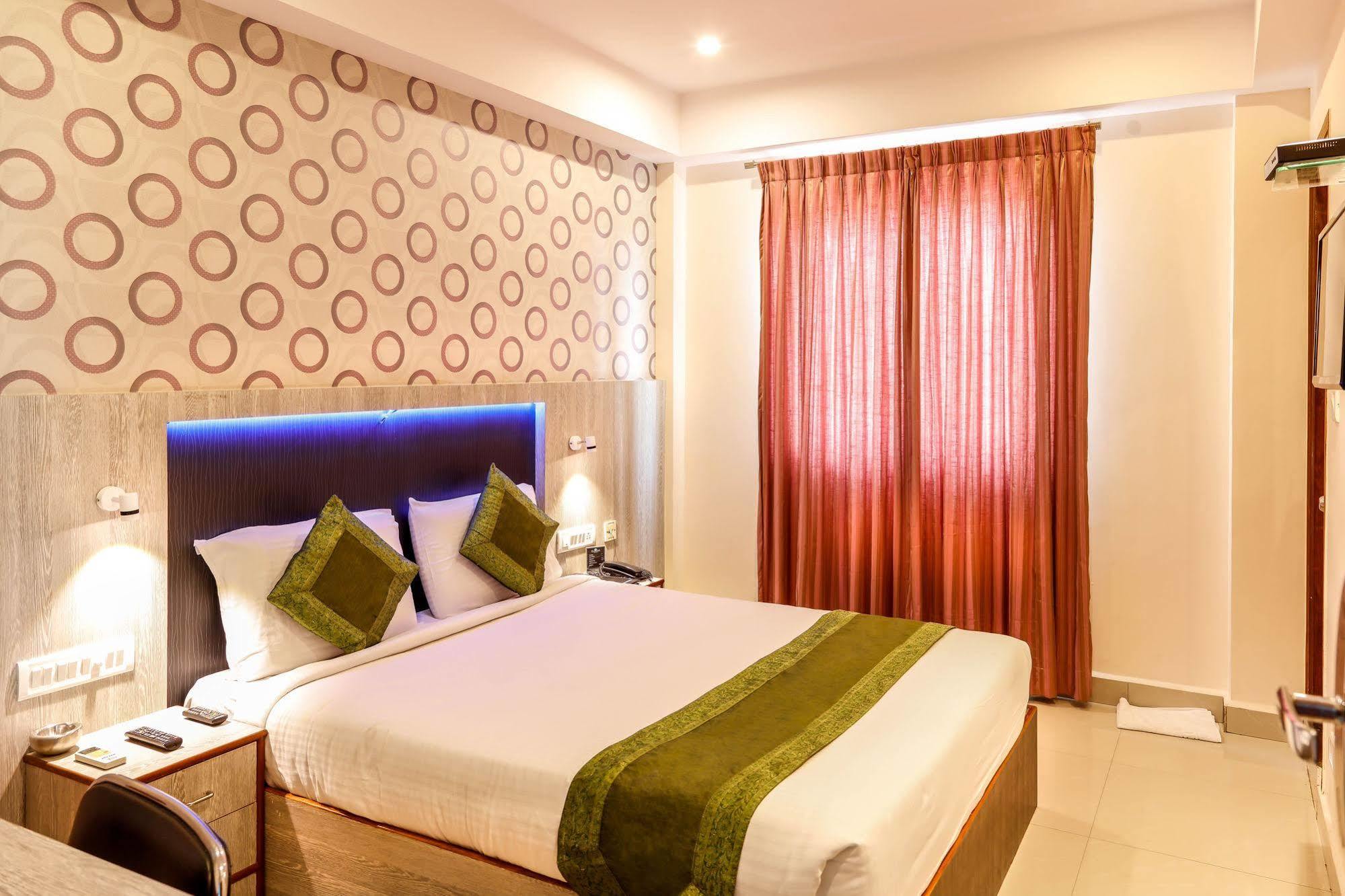 Itsy Hotels Elmas Golden Key Bangalore Esterno foto