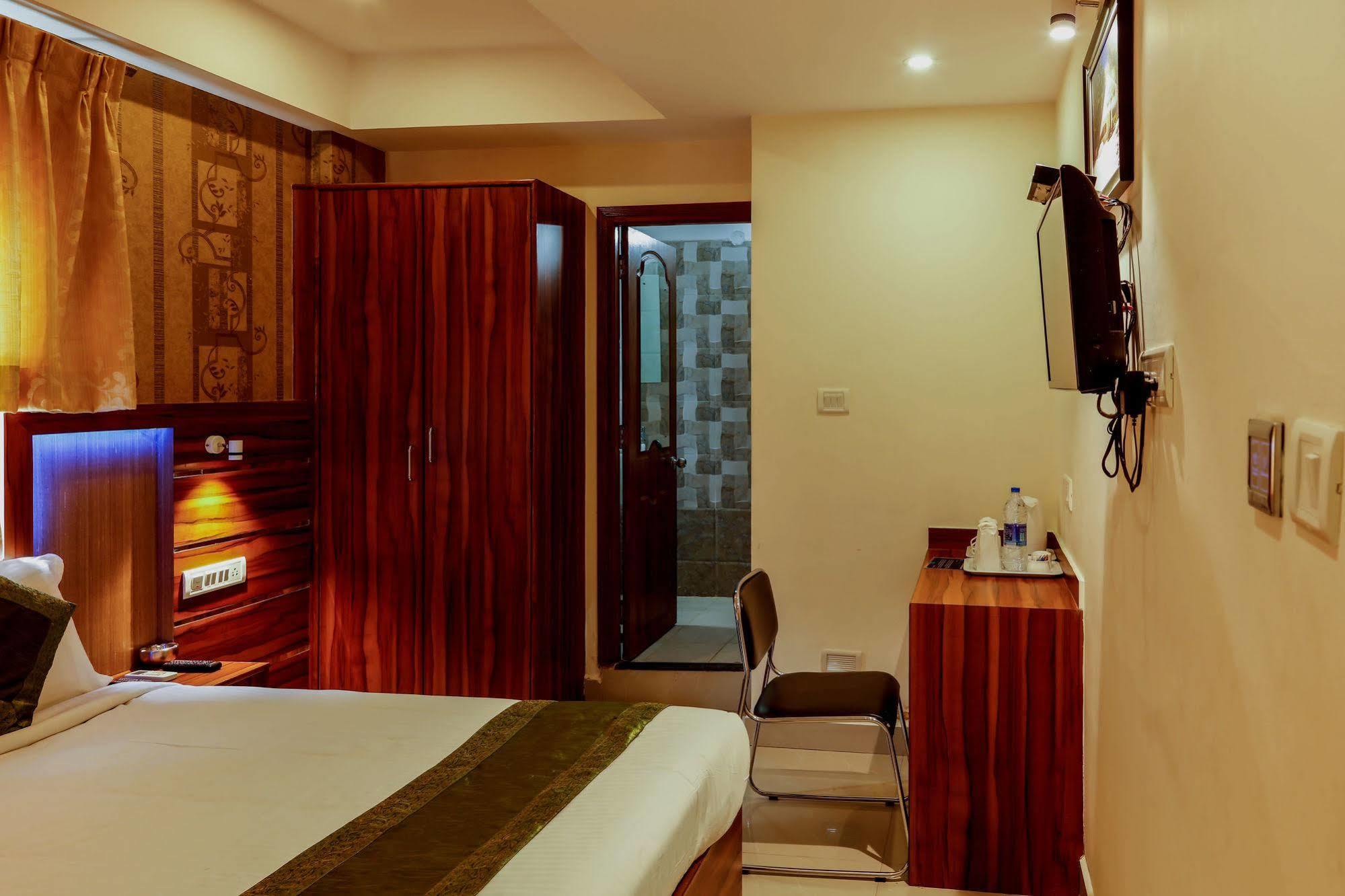 Itsy Hotels Elmas Golden Key Bangalore Esterno foto
